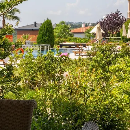 Comfortable Flat W Pool And Garden In Aydin Апартаменты